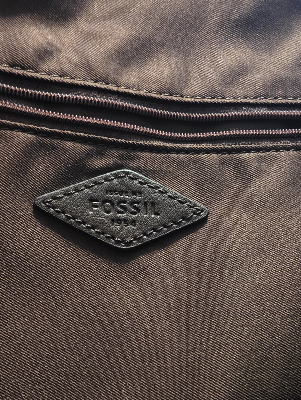 Fossil Carmen Leather and Suede Burgundy Tote Bag - Picture 8 of 8